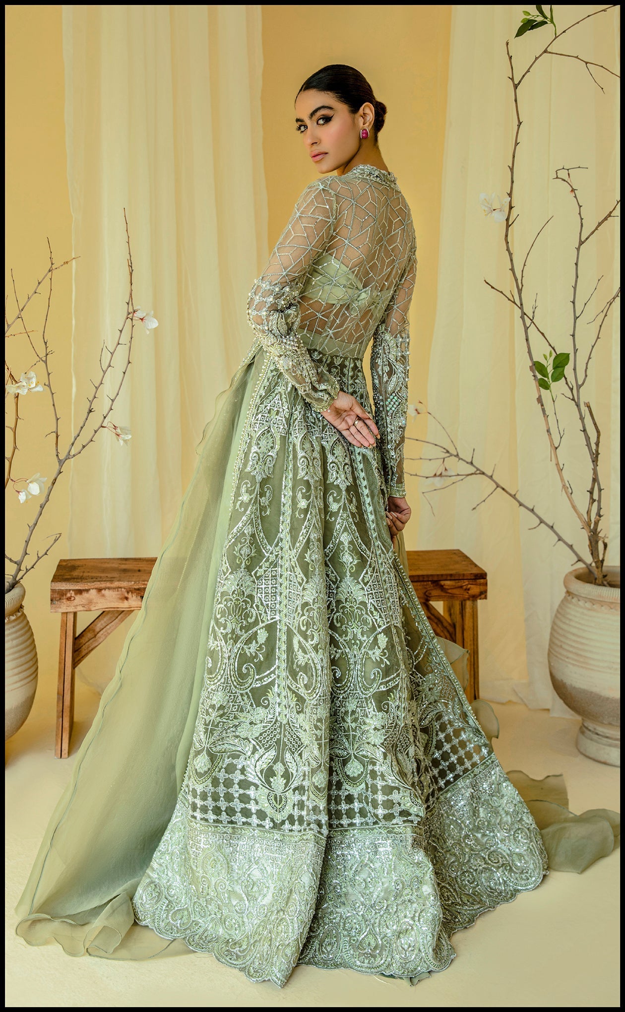 Parinazduct_name# - SILA