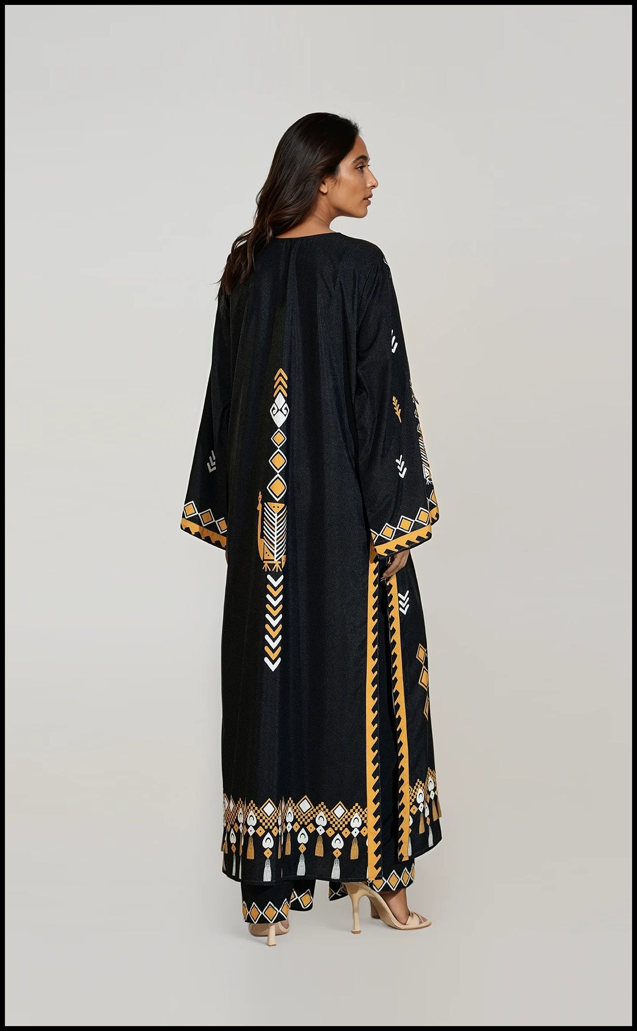 Tribal Noirduct_name - SILA