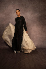 Black longduct_name# - SILA